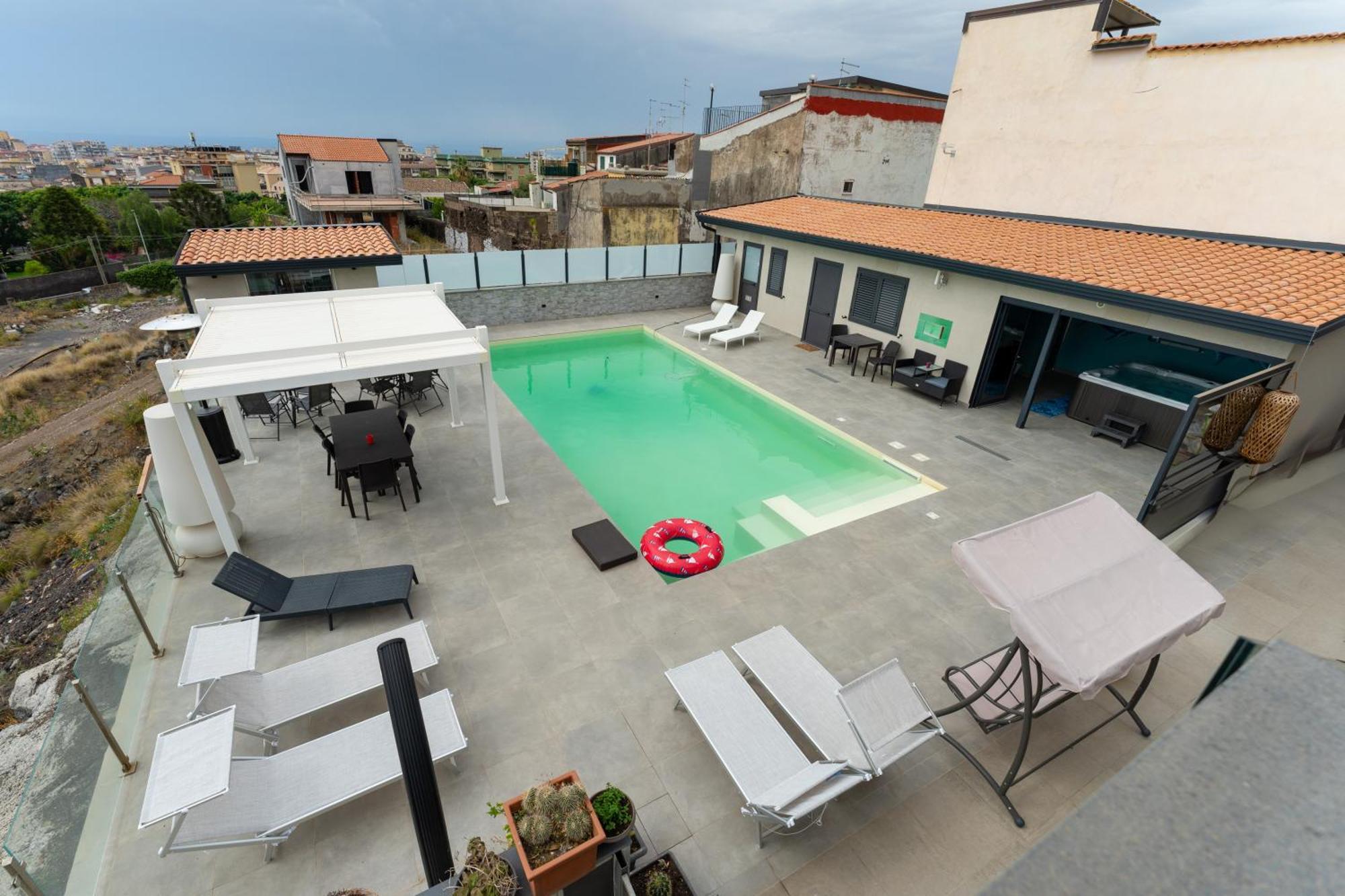 Giovannino House
